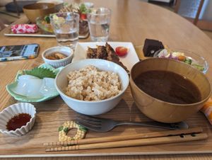 the basic lunch set from a midweek meal with the "eel" selected as the main (seen behind the brown rice). at Grains in Nagoya
