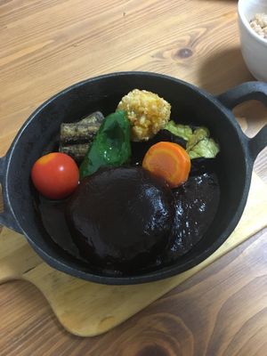 Burger patty  with veggies at Grains in Nagoya