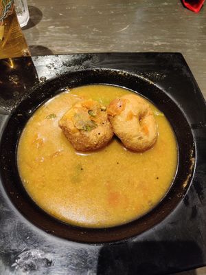 Lentil doughnuts at Saravana Bhavan - Arya Bhaven in London