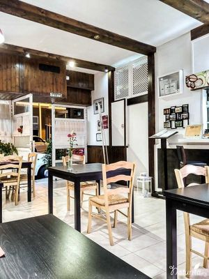 It's pretty nice inside at El Duende del Fuego in La Palma