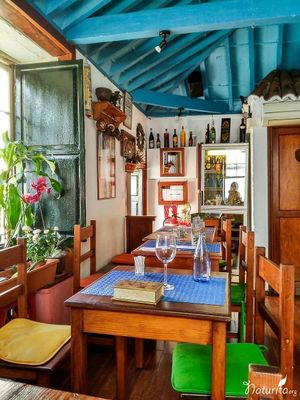 The restaurant is located in an old tipical canarian house at Enriclai in La Palma