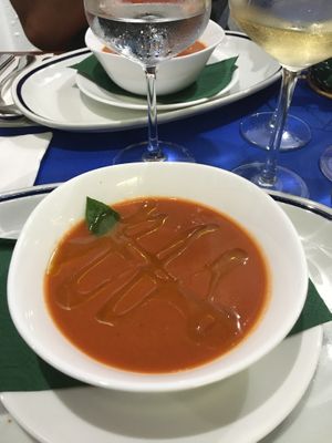 Cold tomato strawberry soup 🤤 at Enriclai in La Palma