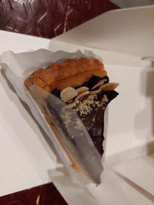 Chocolate and banana cake at Onwa in Nara