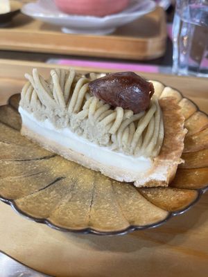 Maroon cake  at Onwa in Nara