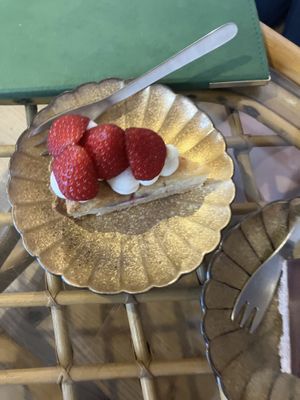strawberry tart   at Onwa in Nara