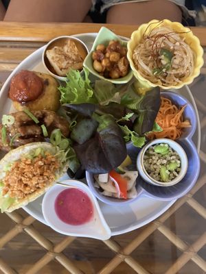 the set (large)  at Onwa in Nara