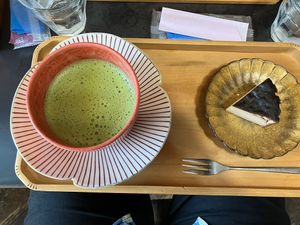 Matcha and baked cheesecake   at Onwa in Nara