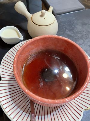Hojicha tea  at Onwa in Nara