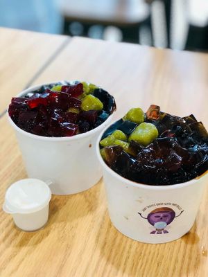 Dessert bowls  at Doqoo - Kampung Admiralty in North Singapore