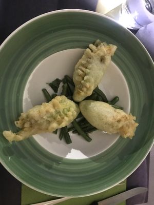 Zucchini blossoms filled up with chickpea&rosmarin cream at Sesamo Nero in Pescara