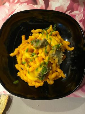 Busiate con salsa di datterino rosso e giallo e polpa di melanzane   at Sesamo Nero in Pescara