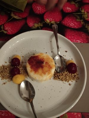 Creme brulee (highly recommend) at Sesamo Nero in Pescara