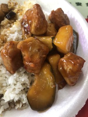 Vegan sweet and sour pork  at Yuan Yuan 圓緣素食 - Chinatown in Central Singapore