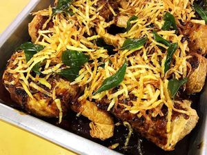 黑胡椒素鸡腿，一定要吃!  😋😋
Come and try our unique Black Pepper Chicken Drumstick. 👍 at Yuan Yuan 圓緣素食 - Chinatown in Central Singapore