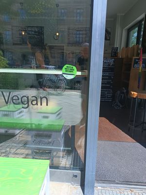  at Grüngut in Berlin