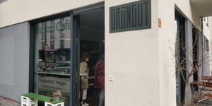 Outside at Grüngut in Berlin