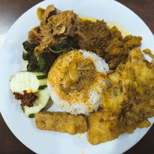 plate of food at Bumiku Veggie in 