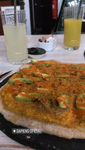 Las pizzas son exquisitas  at Sapiens in Santiago