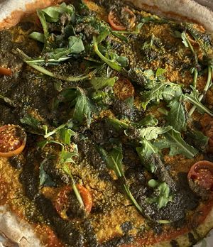 Pizza mediterranea  at Sapiens in Santiago