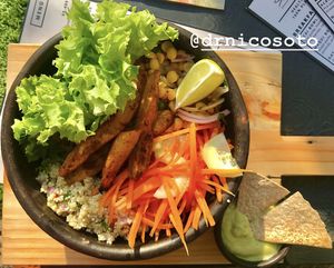 Peruvian Bowl at Sapiens in Santiago