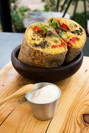 Burrito CHICK.
Humus, quinoa, grilled veggies, greens, avocado. at Sapiens in Santiago