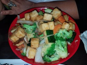 Tofú Rice Bowl at WAVE Asian Bistro & Sushi in Mount Dora