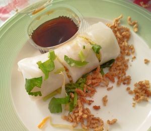 Spring roll at Pridi 26 - Vegetarian Food in Bangkok