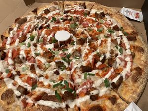 Vegan Buffalo chicken pizza, XL  at Bizza in San Francisco