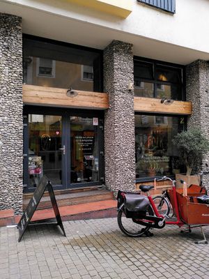 Façade at Cafe Folk in Le Mans