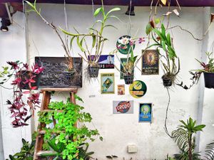 the garden at La Silapa in Luang Prabang