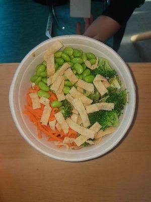 Kids vegan bowl at freshii in Riverside