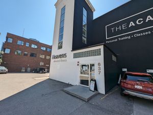 If you want to sit inside, go in this door at SaVeg Cafe in Calgary