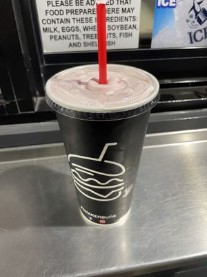 Shake  at Shake 'N Buns in Bakersfield