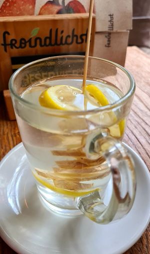 fresh ginger tea 🍵 at Froindlichst - Daimlerstr in Hamburg