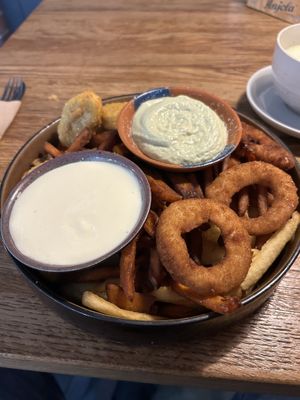   at Froindlichst - Daimlerstr in Hamburg