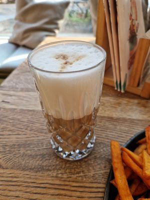 Chai Latte at Froindlichst - Daimlerstr in Hamburg