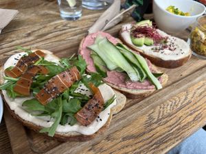 Frühstück „Brettfest für zwei Personen"  at Froindlichst - Daimlerstr in Hamburg