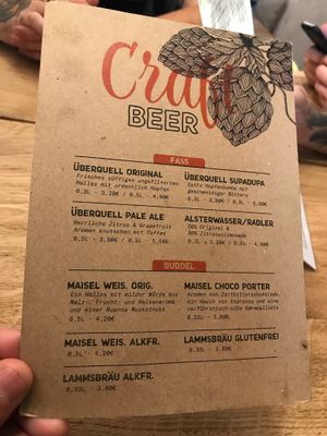 Cooooold beeeer at Froindlichst - Daimlerstr in Hamburg