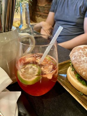 Alcohol free cocktail with ginger Ale    at Hans im Glück  in Karlsruhe