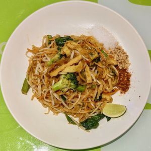 Vegan Phad Thai with OnlyEg & Vegetables at Bangkok Jam - Marina Square in Central Singapore