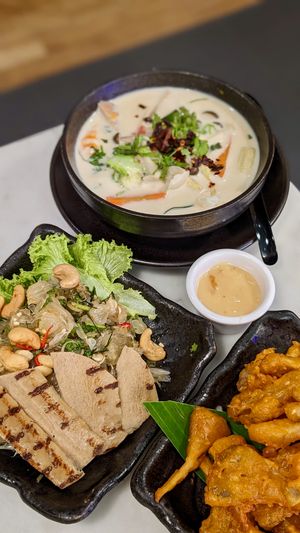 Vegan Pomelo Salad, Crispy Mushroom, Coconut Tom Yum Soup at Bangkok Jam - Marina Square in Central Singapore