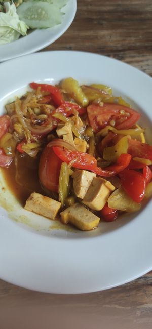 #Veganuary at The Swan Burmese Cuisine in Chiang Mai