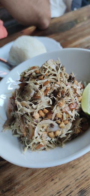 Burmese tea leaf salad #Veganuary at The Swan Burmese Cuisine in Chiang Mai