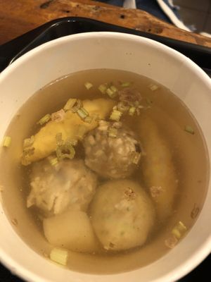 mixed soup  at JinZhi Hong Zao Su Rou Yuan in New Taipei City