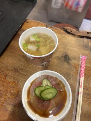 Local meat pie and the soup with veggie balls (but they didn’t have much vegetable inside)  at JinZhi Hong Zao Su Rou Yuan in New Taipei City