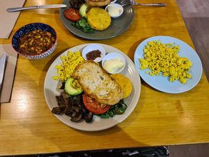 Oct 21: 2 Vegan cooked breakfasts with a side of extra tofu scramble & house beans ~ really good!👌 at The Cozy Corner in Taupo