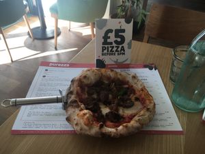Early deal pie for 5 pounds at Purezza Camden in London