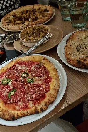 Mac & cheese made with ZENB gluten-free macaroni + Pepperoni & agave pizza at Purezza Camden in London