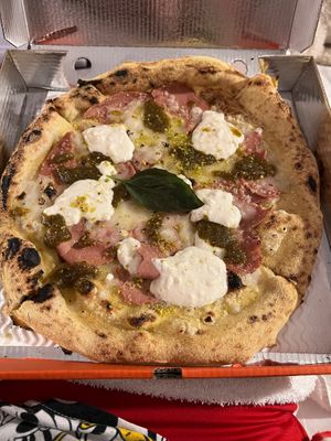 Pistachio pesto vegan pizza with a fat meat substitute at Purezza Camden in London