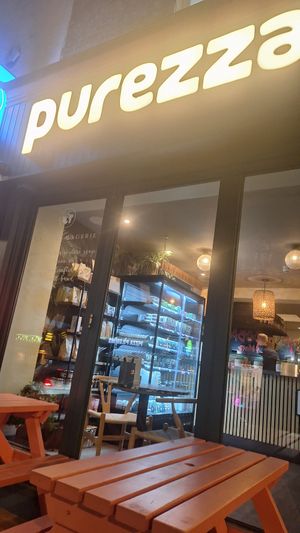 🙌🏻🙌🏻🙌🏻 at Purezza Camden in London